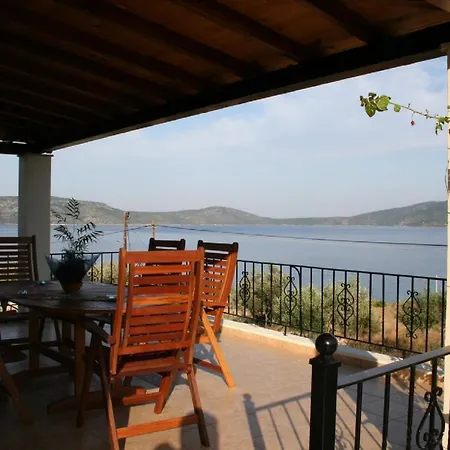 Villa Oceanis - Luxury Seaside