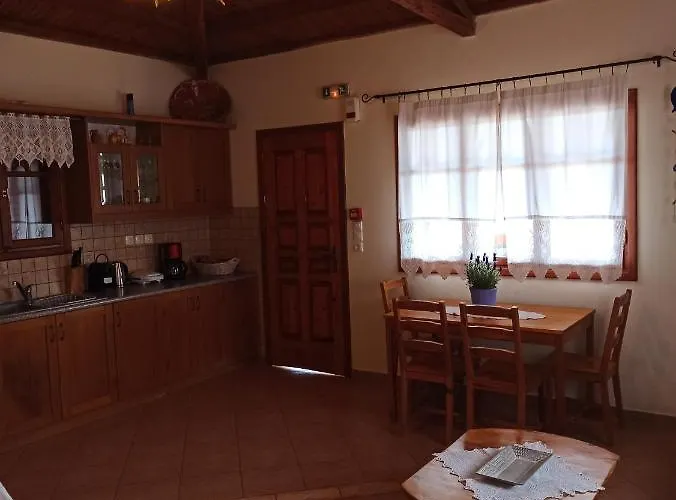 Villa Oceanis - Luxury Seaside Mourtero